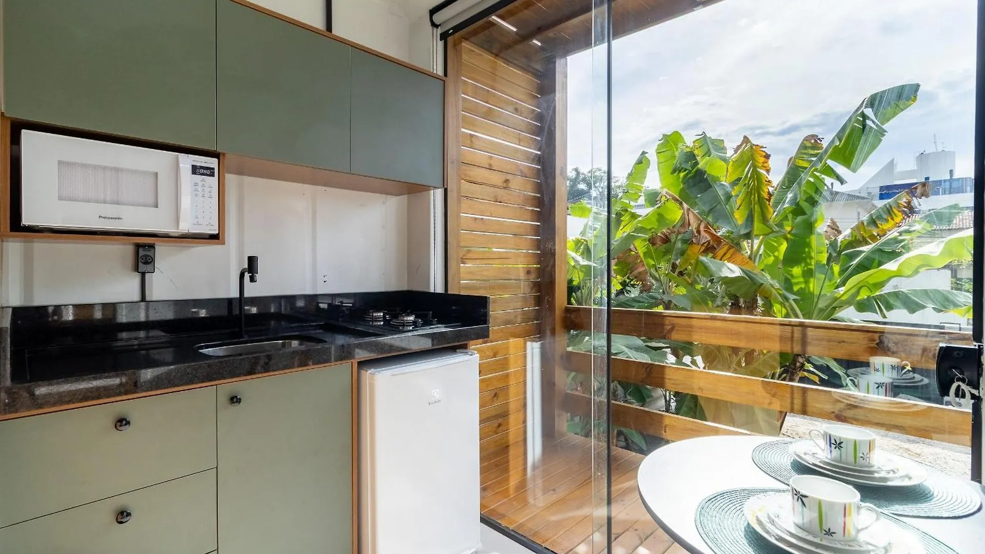 Appartamento Estudios Belos E Praticos Na Lagoa Da Conceicao - Jas Florianópolis